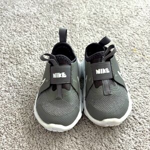 Nike shoes toddler size 5C gray